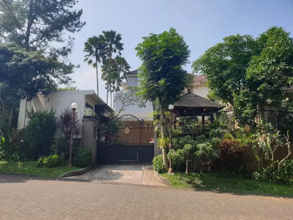 Dijual Rumah Luas Lokasi Villa Puncak Tidar Malang