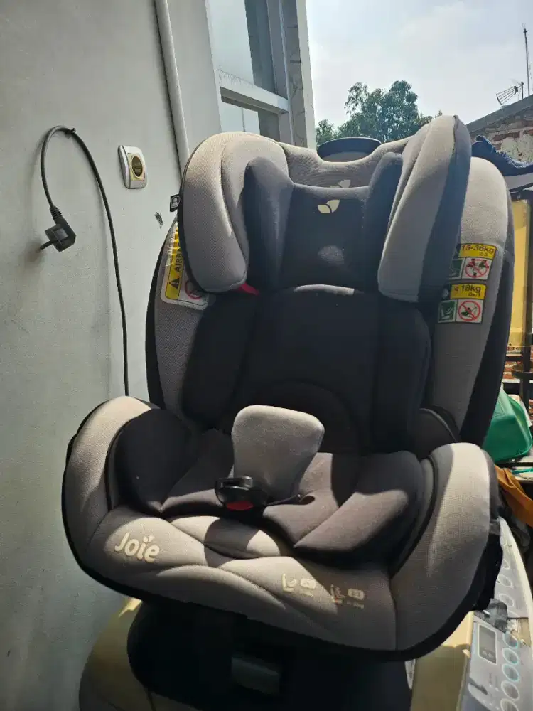 Dijual Murah Carseat Joie. Seperti Baru. Tidak ada minus.