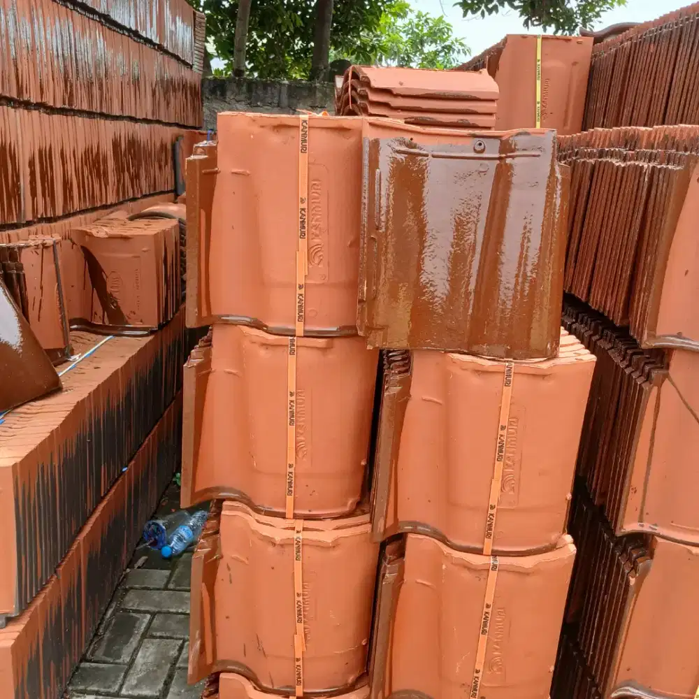 Genteng kanmuri tipe espanika