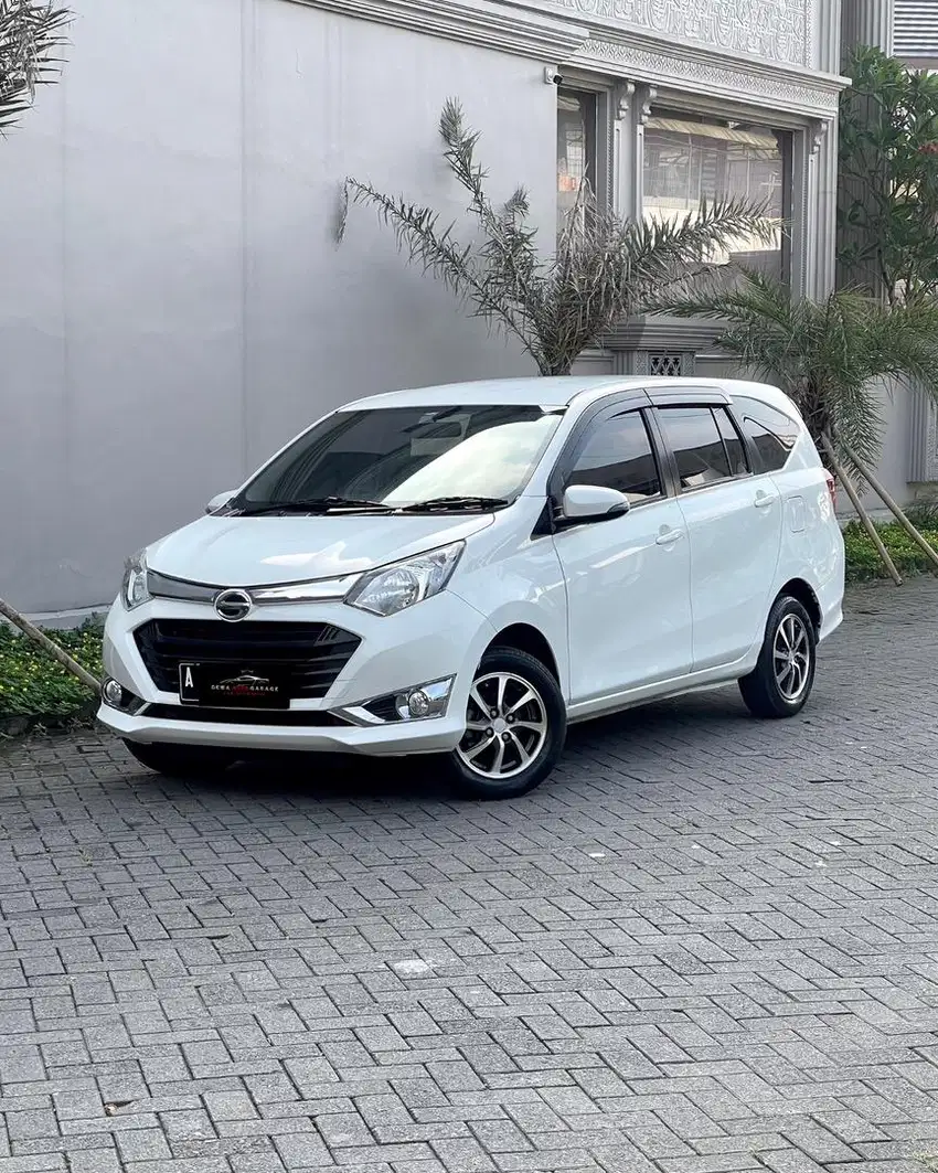 Sigra R 1.2 Manual 2017 Putih Istimewa
