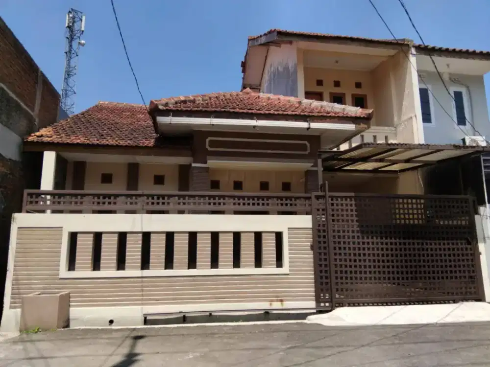 Rumah Siap Huni di Komplek Kiarasari Buah Batu dekat Tol