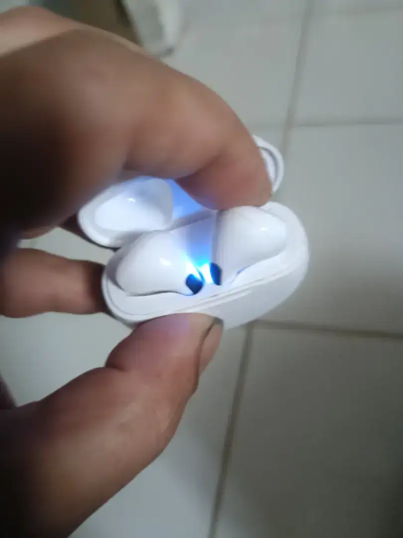 Hensed bluetooth TWS Oppo