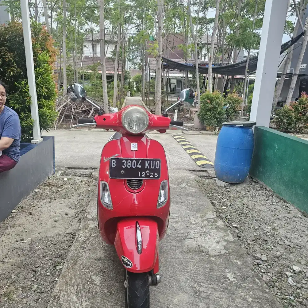 DIJAUL VESPA LX 150 TAHUN 2011