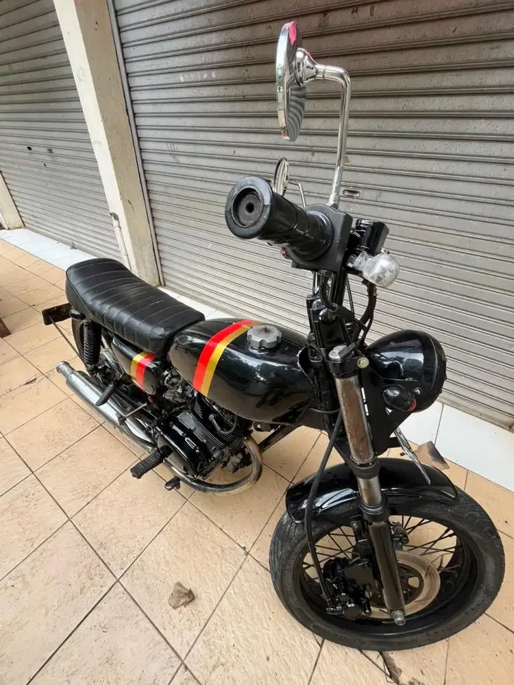 HONDA CB 100 MODIF