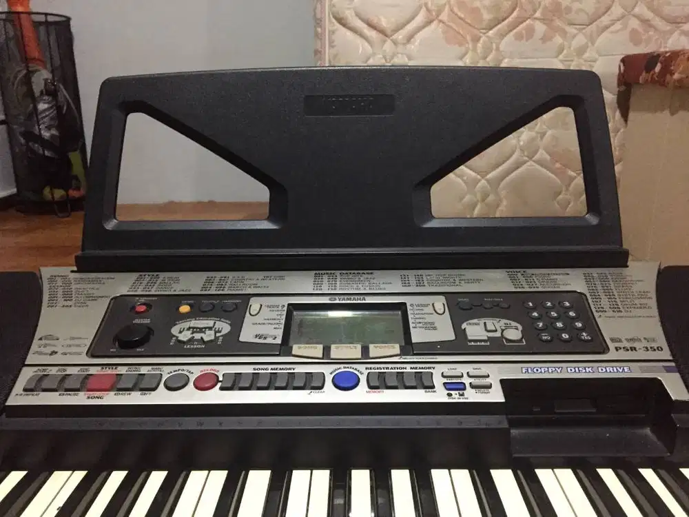 Keyboard Piano Yamaha PSR 350 Kondisi Baik Siap Pakai