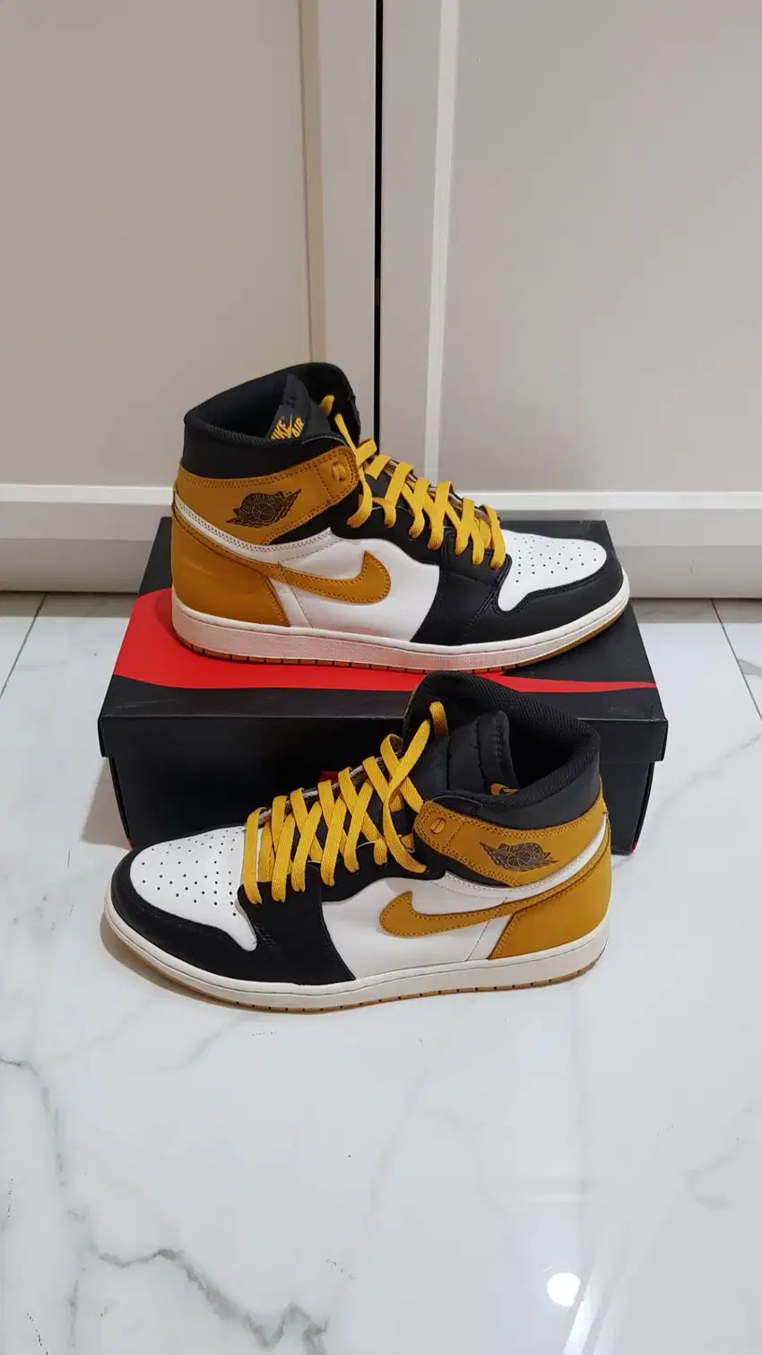 Air Jordan 1 Retro High Yellow Ochre