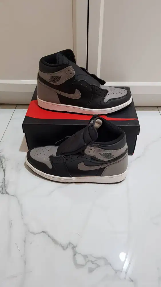 Air Jordan 1 Retro High OG Shadow