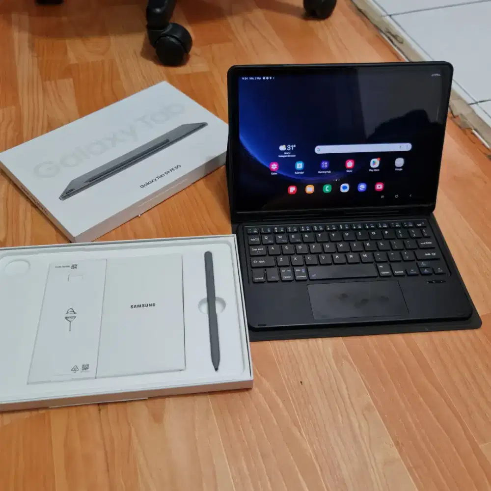 Samsung Tab S9 Fe 5G 6/128gb fullset + keyboard