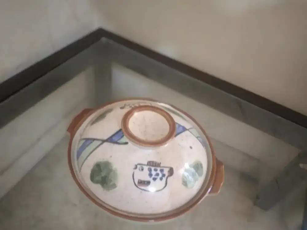 Di jual mangkuk batu coklat