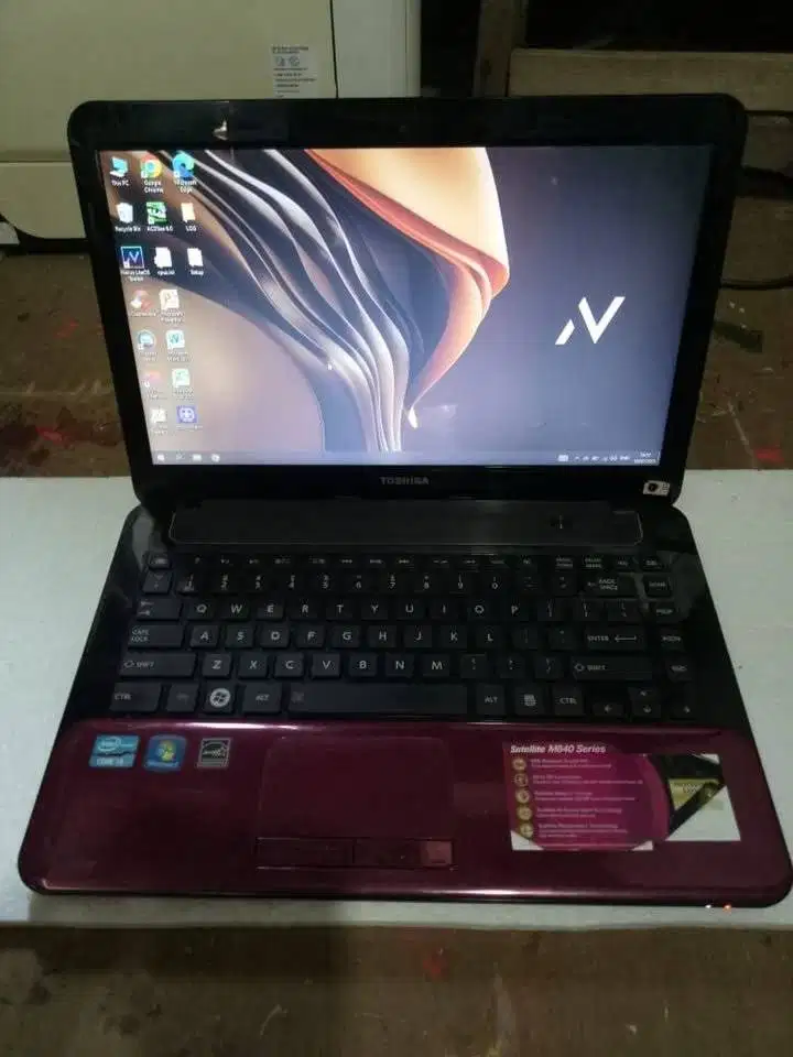 Toshiba Satelite M840 Core i3 RAM 10GB -SSD 128GB+HDD 1TB NORMAL
