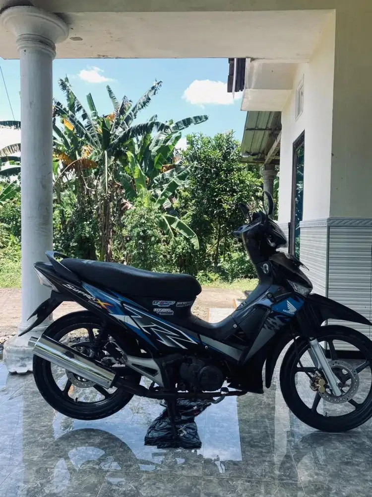 Motor supra125 injeksi taun 2008