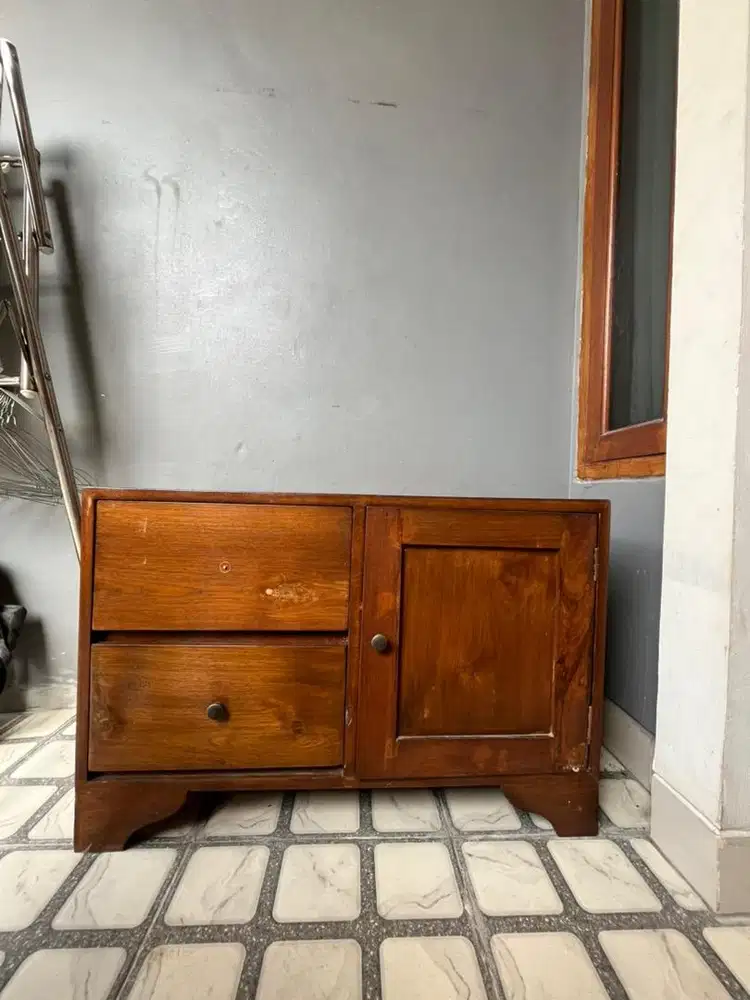 Meja TV Pajangan Nakas Kayu Jati