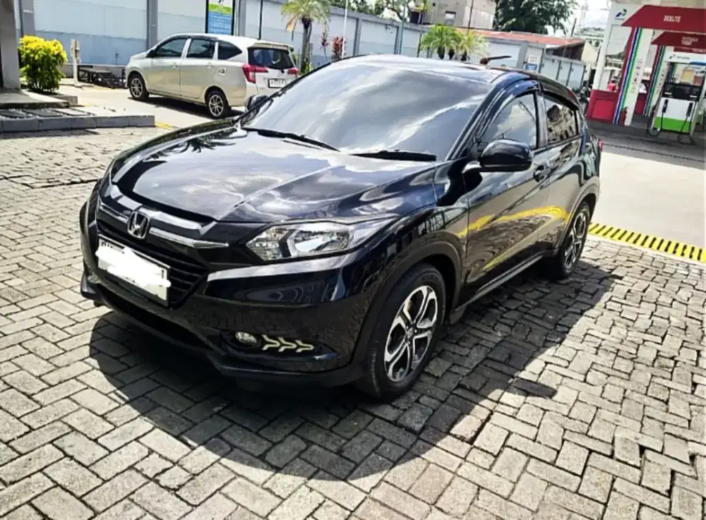 Honda HRV type S matic tahun 2017