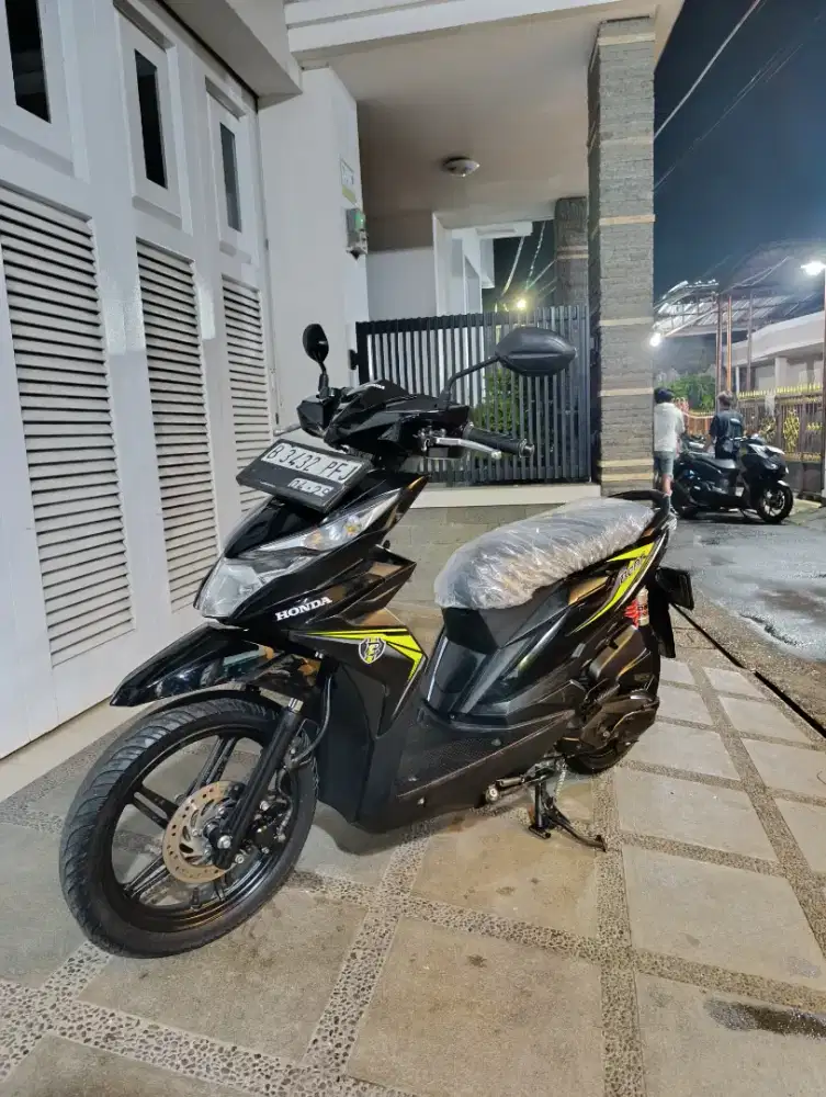Bissmillah dijual motor Honda beat eco 2018