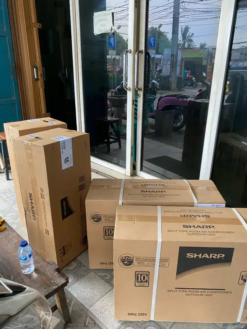 Di jual AC sharp 1 PK