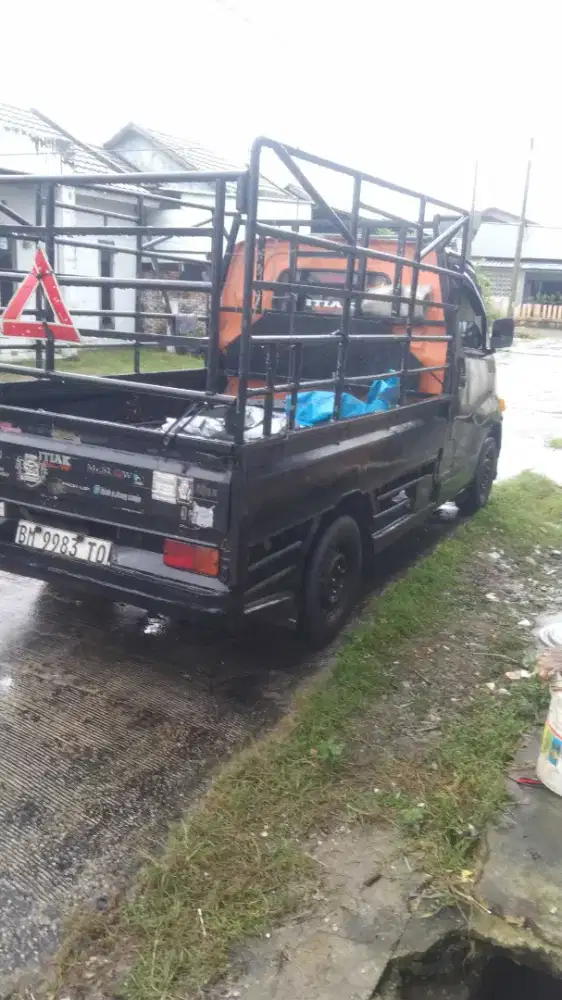 Jasa angkutan barang antar kota dan luar provinsi