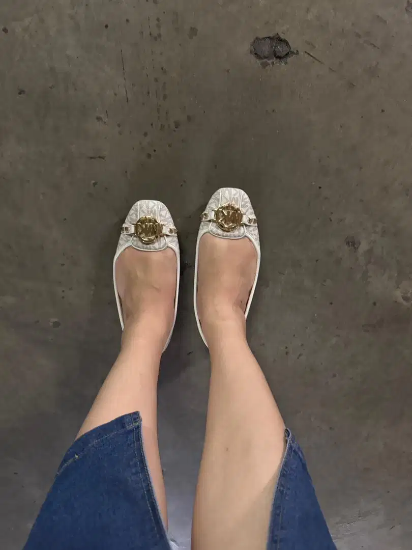 sepatu michael kors ori