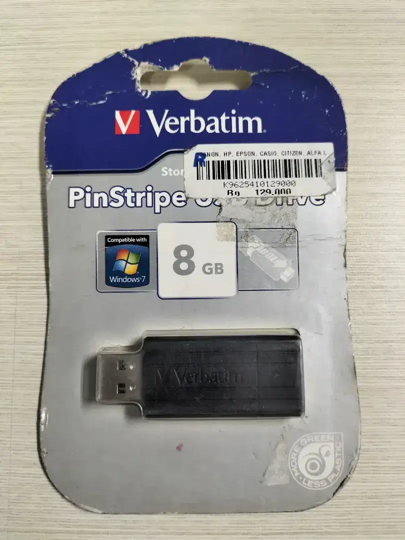 Di Jual Flashdisk Verbatim 8 gb PinStripe USB Drive Baru