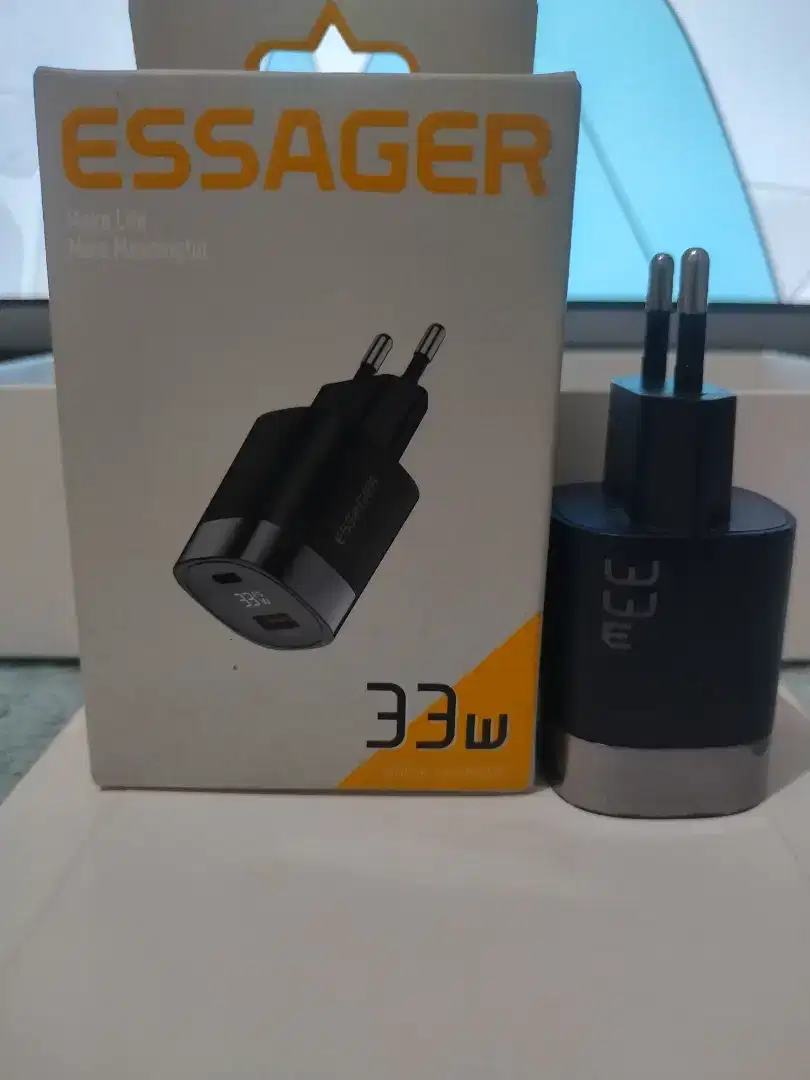 Charger Essager Power Desktop GAN 33 watt