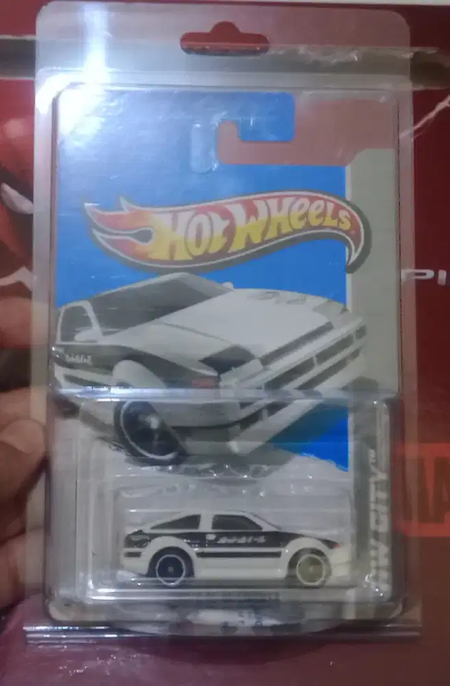 Hotwheels ae 86 tofu