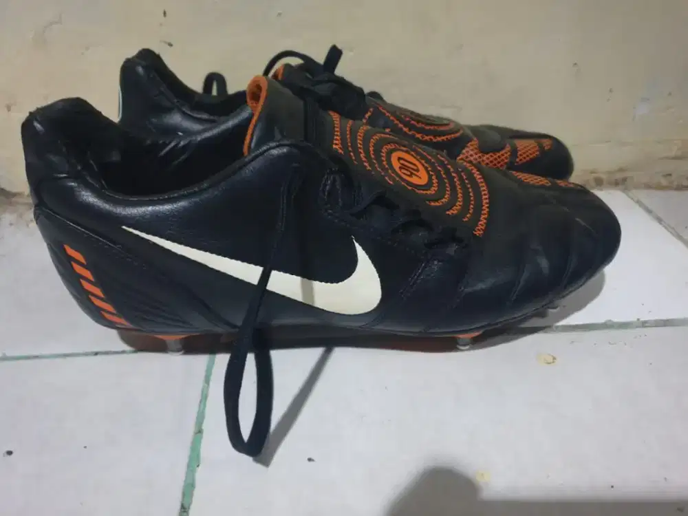 Sepatu bola Nike Total 90 (T90) Shoot II SG Original