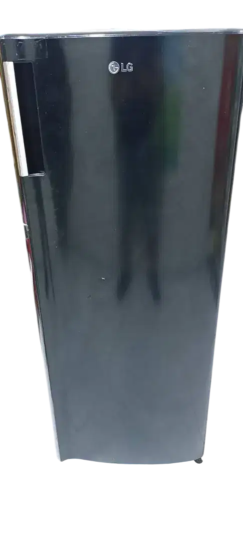 Kulkas 1 Pintu Merk LG - Bekas rasa baru