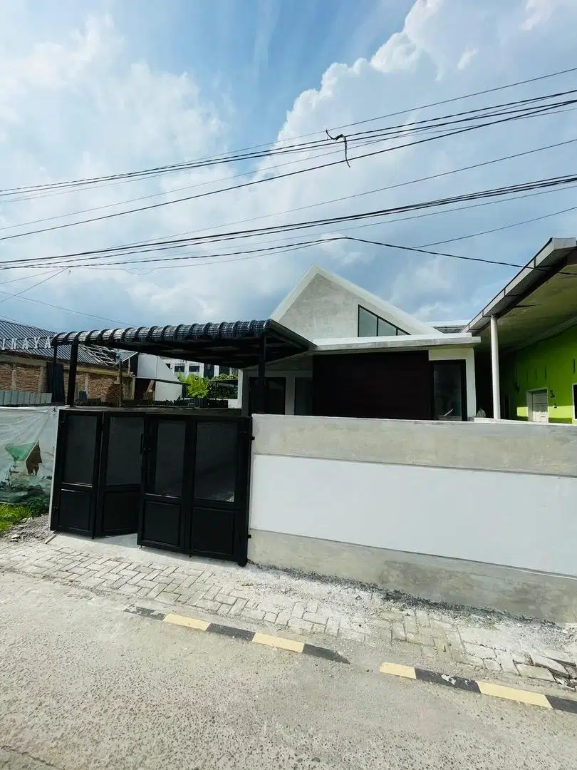 DIJUAL CEPAT RUMAH SIAP HUNI DI TITI KUNING