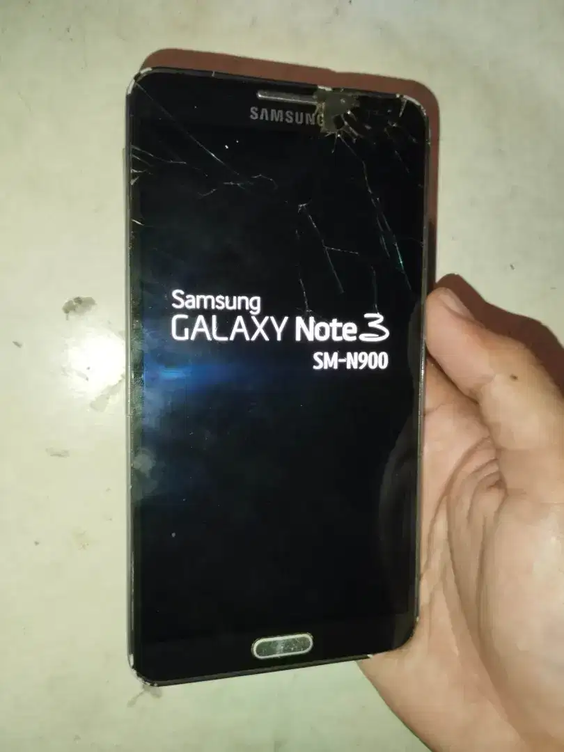 Samsung Note 3 apa adanya dengan Baterai Baru