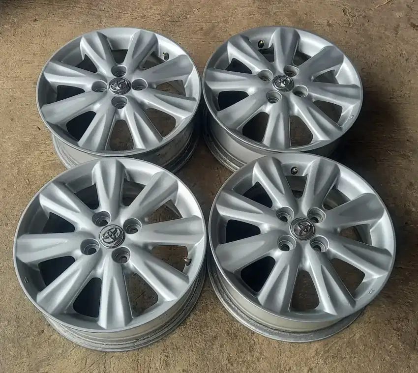 Velg toyota yaris ring 15 pcs 4x100