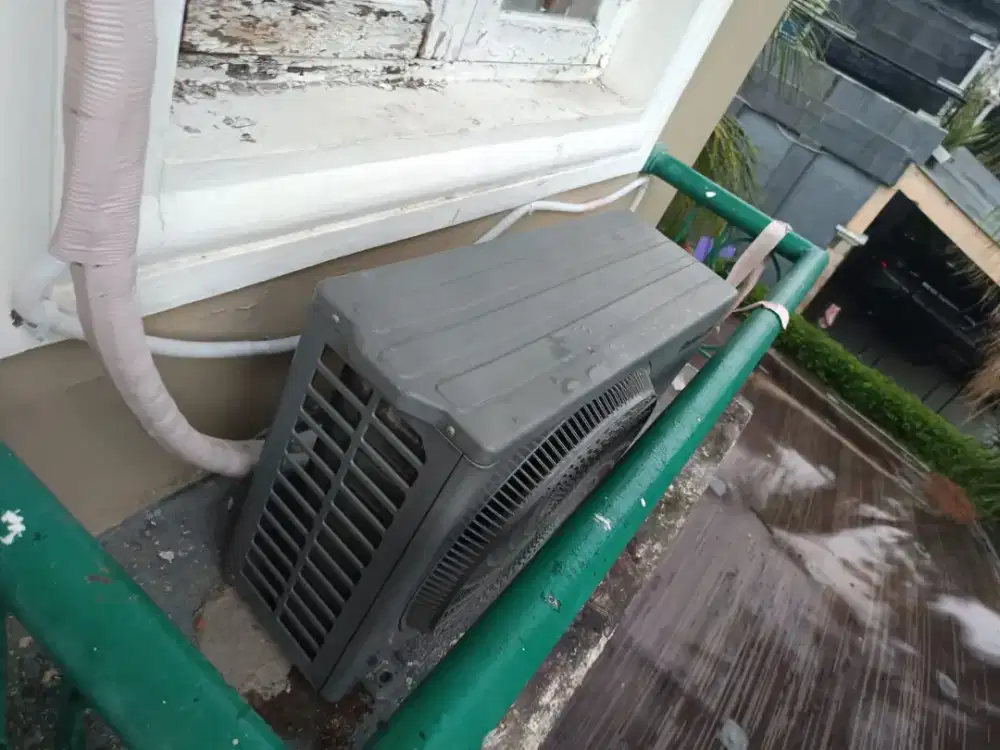 Jual beli AC siap bongkar ke lokasi