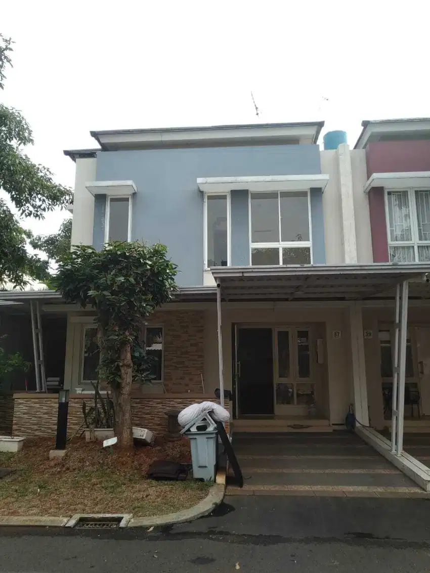 Di Jual Rumah Cluter Thomshon Summarecon Gading serpong