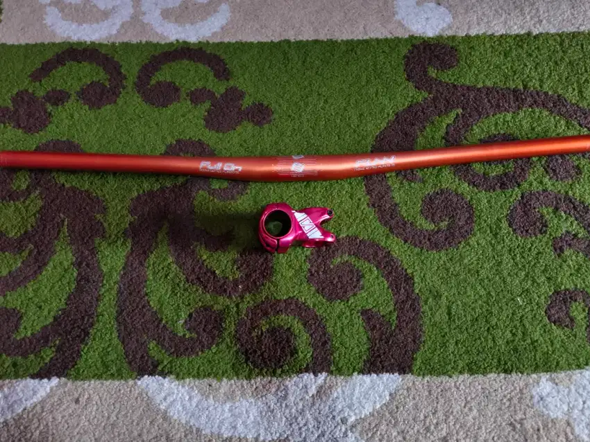 Handlebar & stem Funn