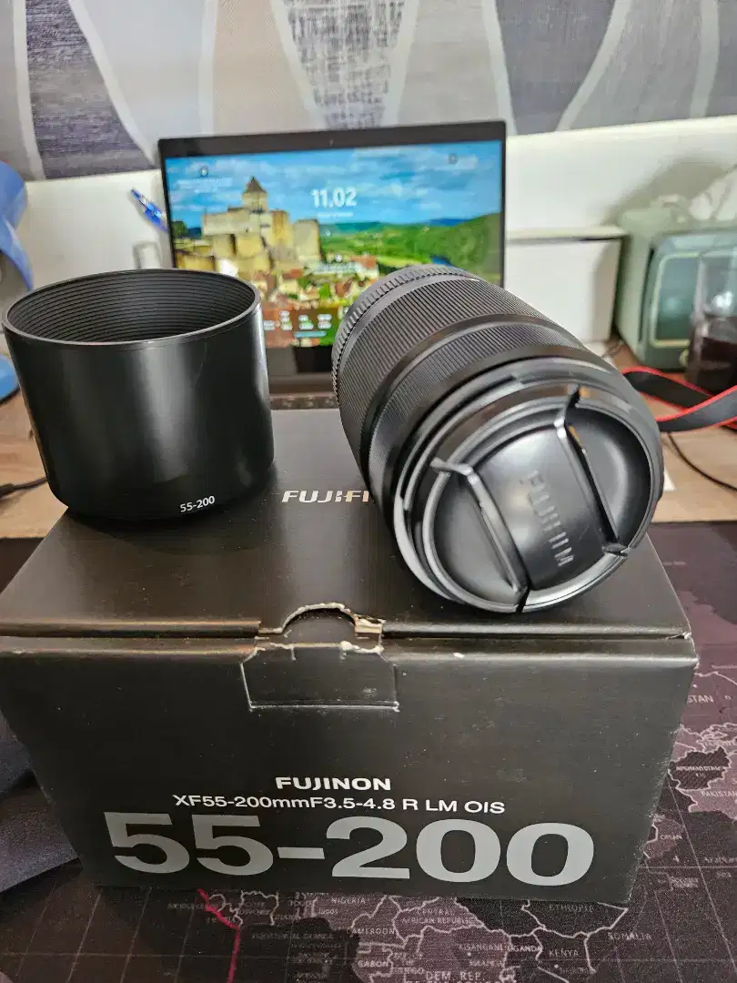 Lensa Tele Mirrorless Fujinon XF 55-200 mm