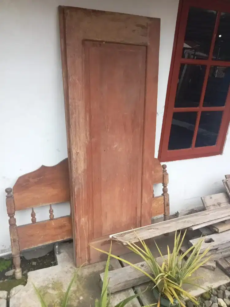 Sepasang Pintu jati lama  dengan ukuran 120x200