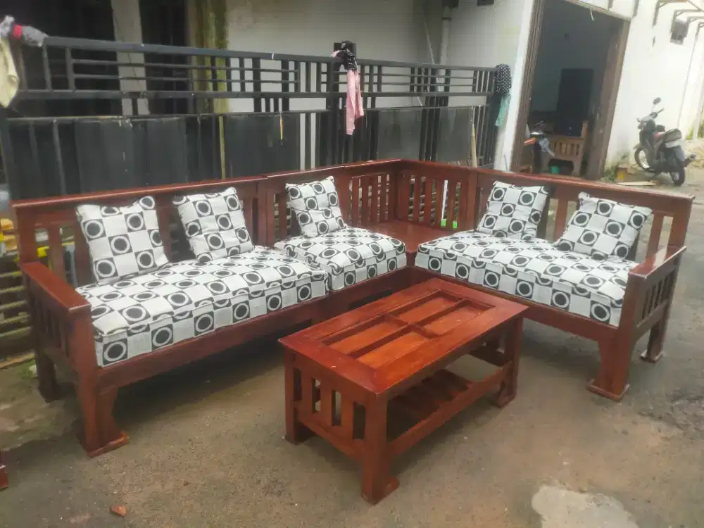 Kursi Jati Sudut Minimalis