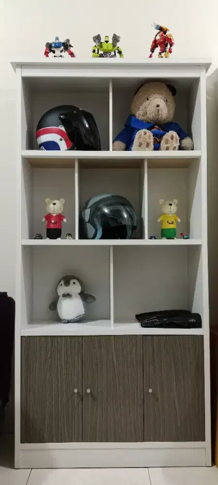 Lemari rak serba guna