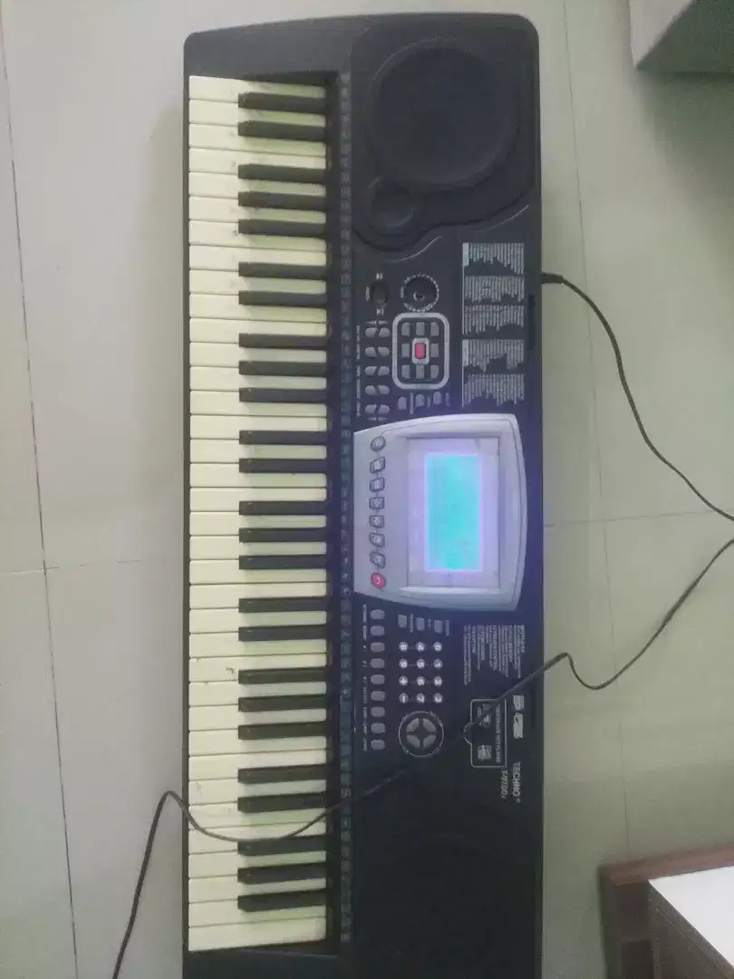 Keyboard bekas Techno T-9700i