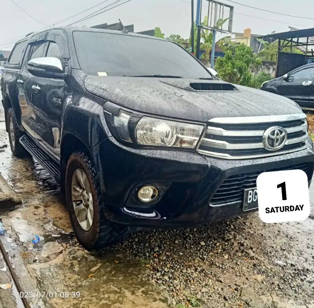 Jual hilux 2,4 DC 4X4 MT