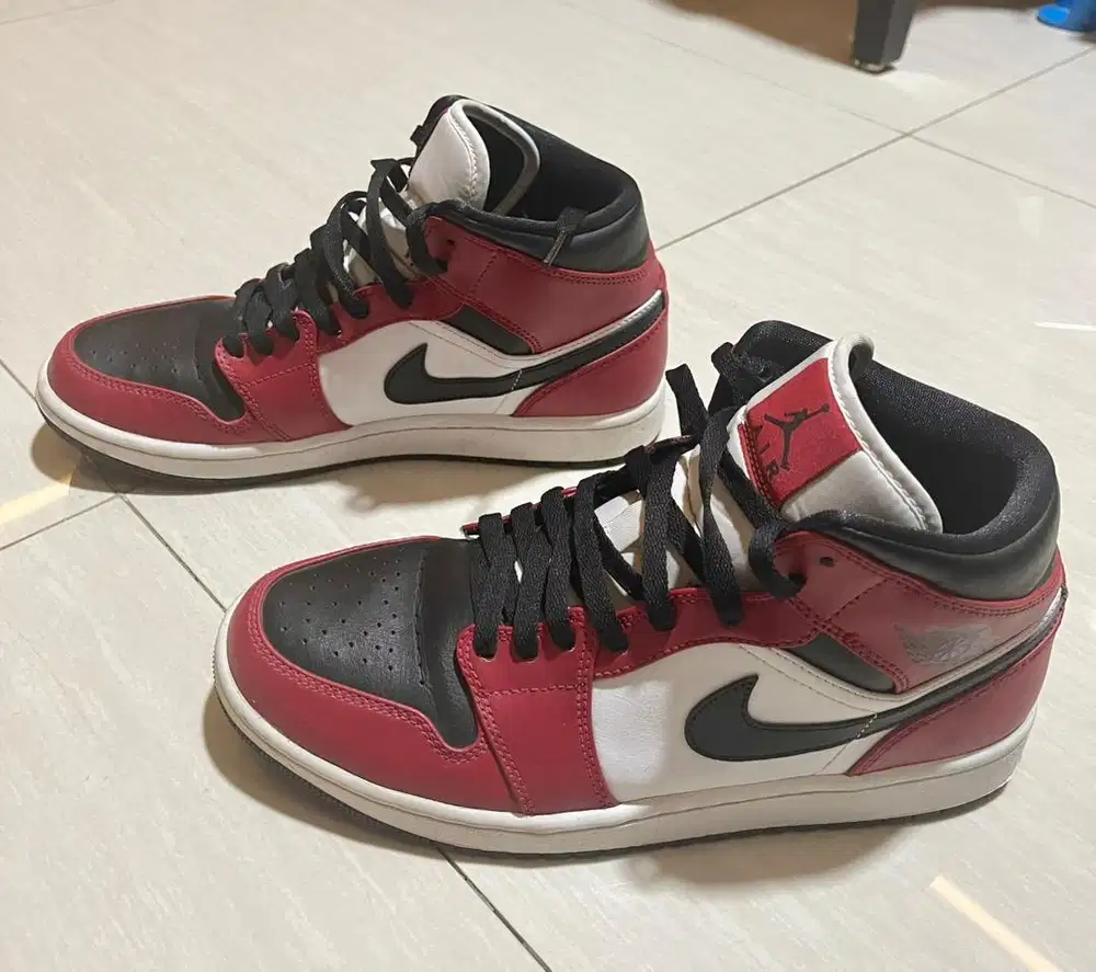 Jual Air Jordan 1 Mid