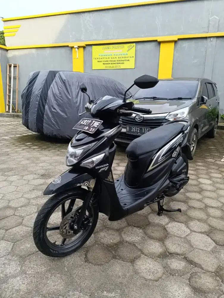 Bissmillah Dijual motor Honda beat pop 2015