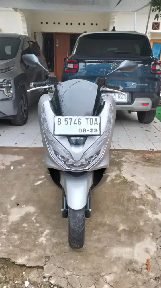 Bissmillah dijual motor Honda PCX 2019