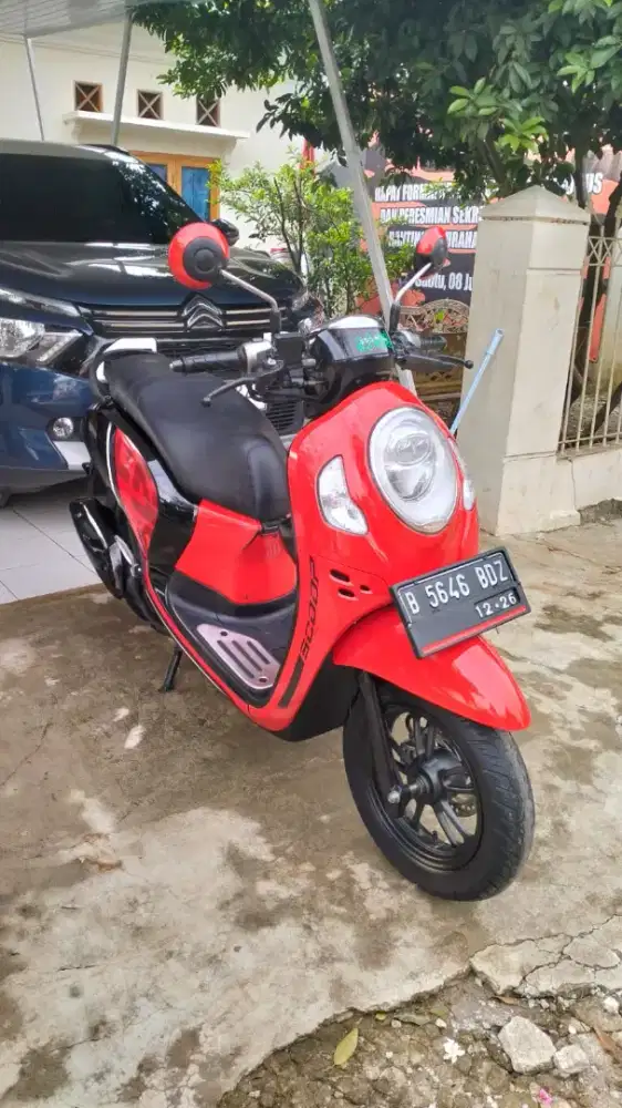Bissmillah dijual motor Honda Scoopy 2021