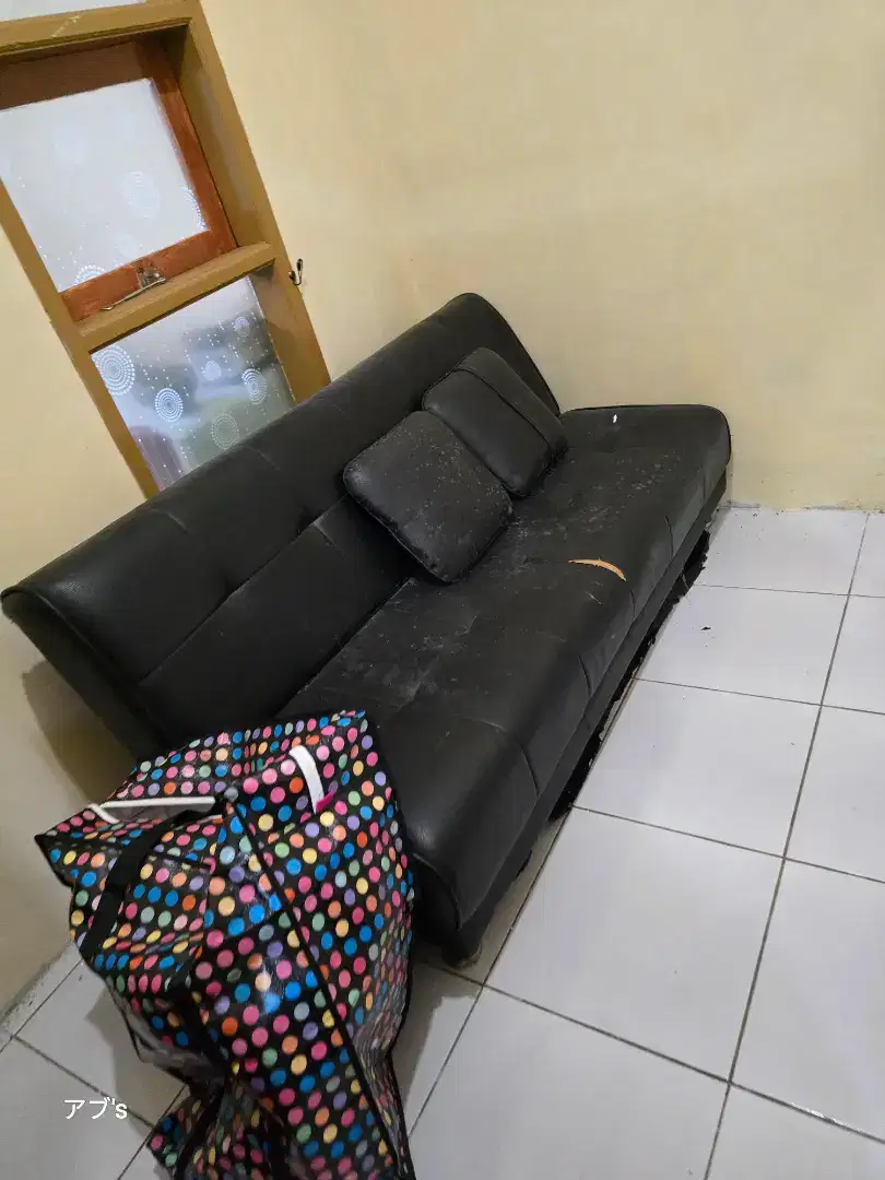 Jual sofa bed lemari kayu jati mesin cuci electeolux