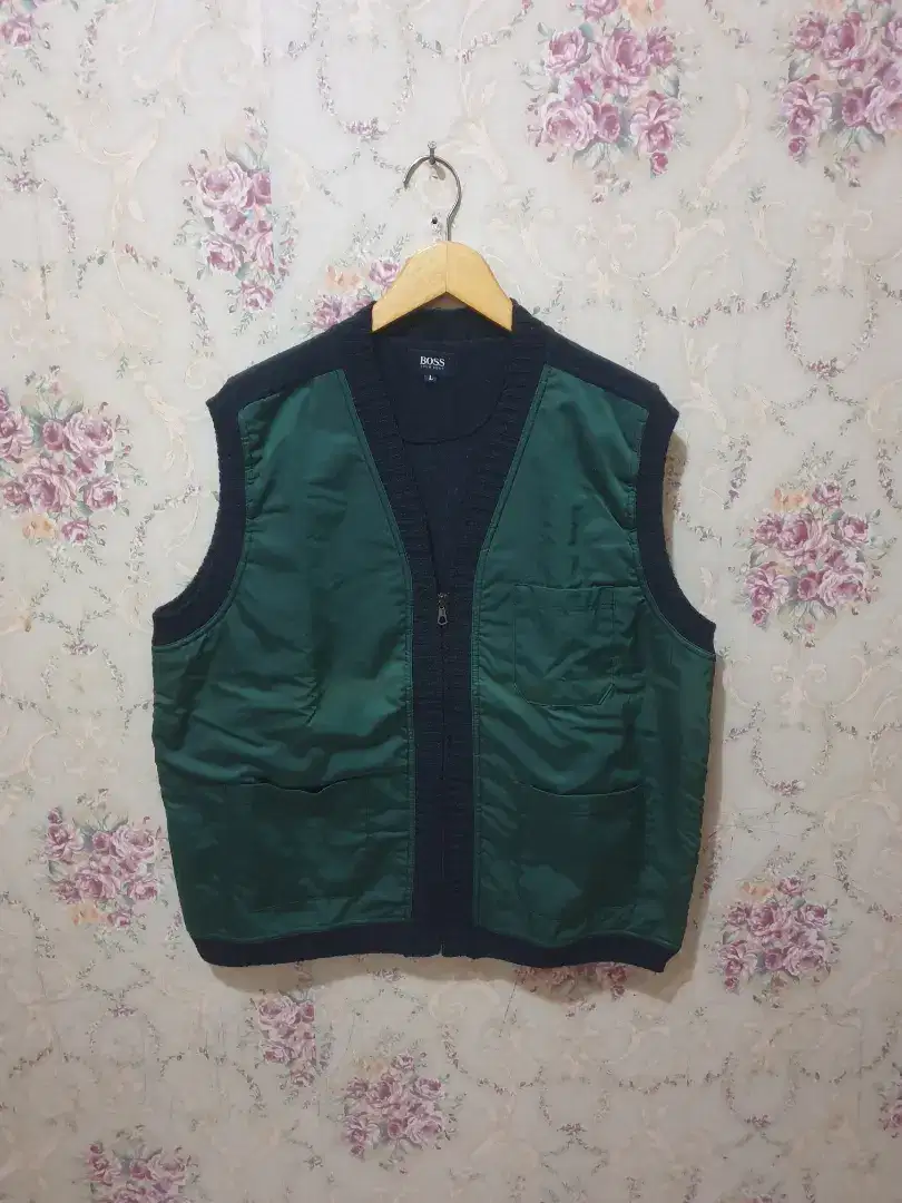 Mulus .authentic rompi hugo boss size L