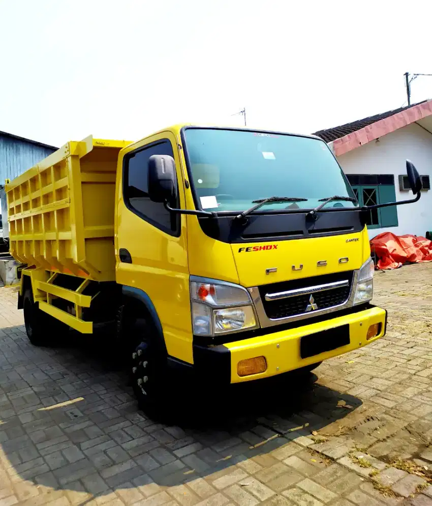 MITSUBISHI COLT DIESEL CANTER 6 BAN DUMP TRUCK SHDX DUMPTRUK ISTIMEWA