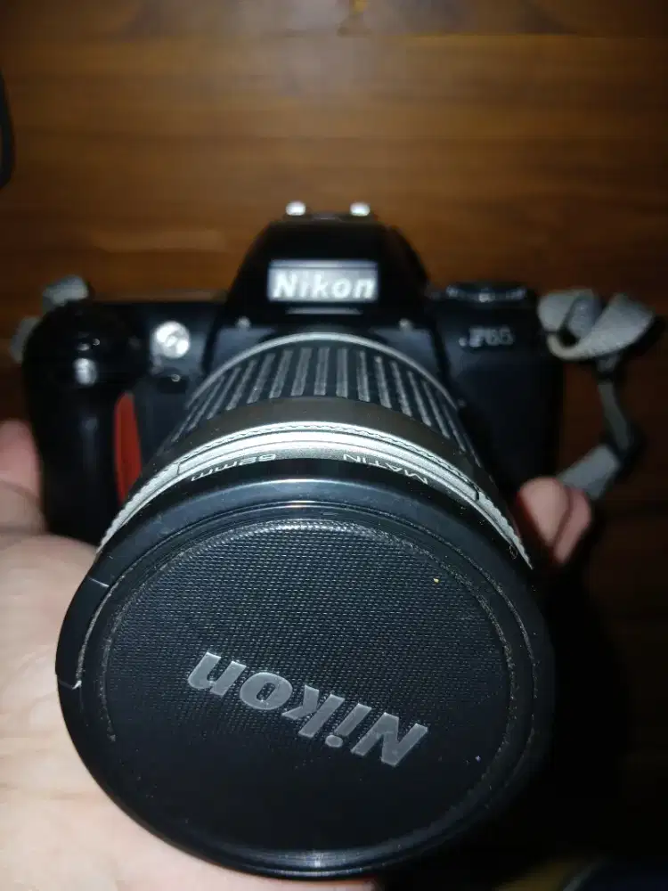 Kamera analog nikon F65