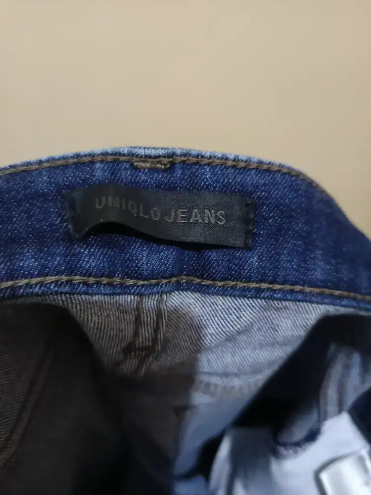 Dijual Cepat Celana Jeans Uniqlo, Sz 28, Skinny Tapered