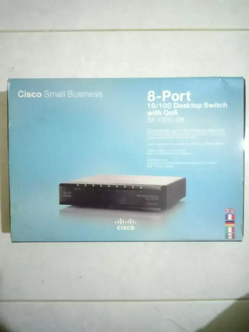 Cisco SF 100D-08  8-Port Desktop Switch HUB