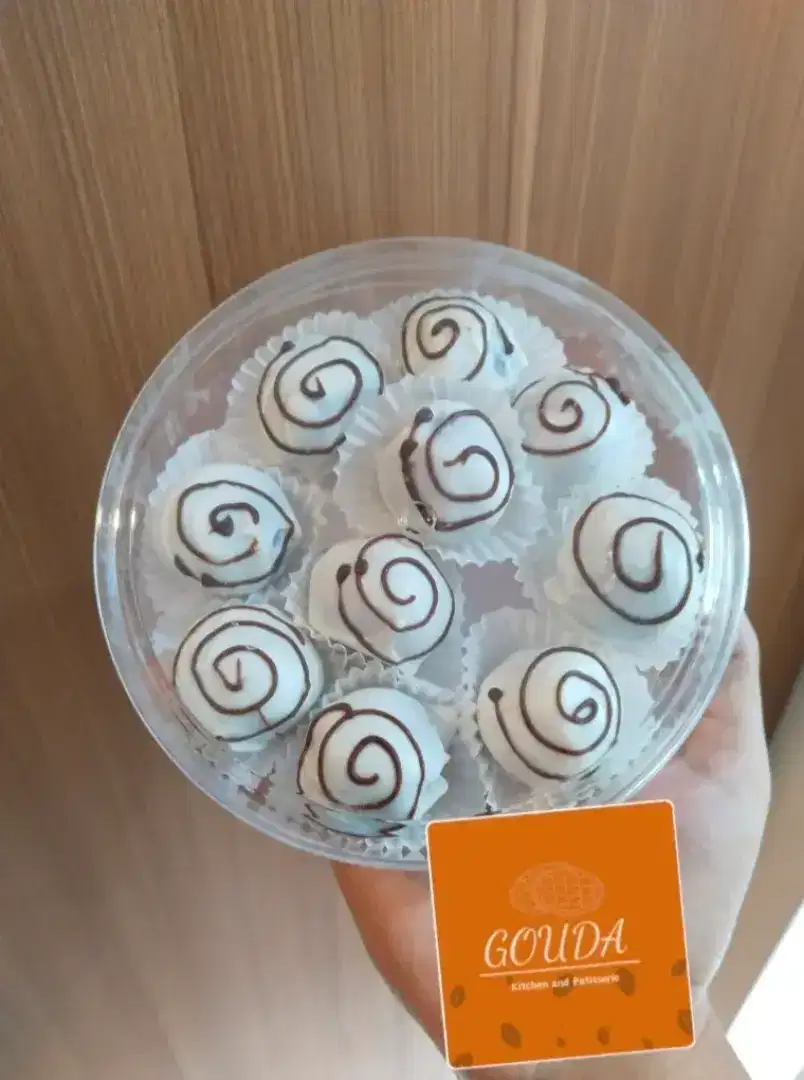Oreo Cheesecake Truffle