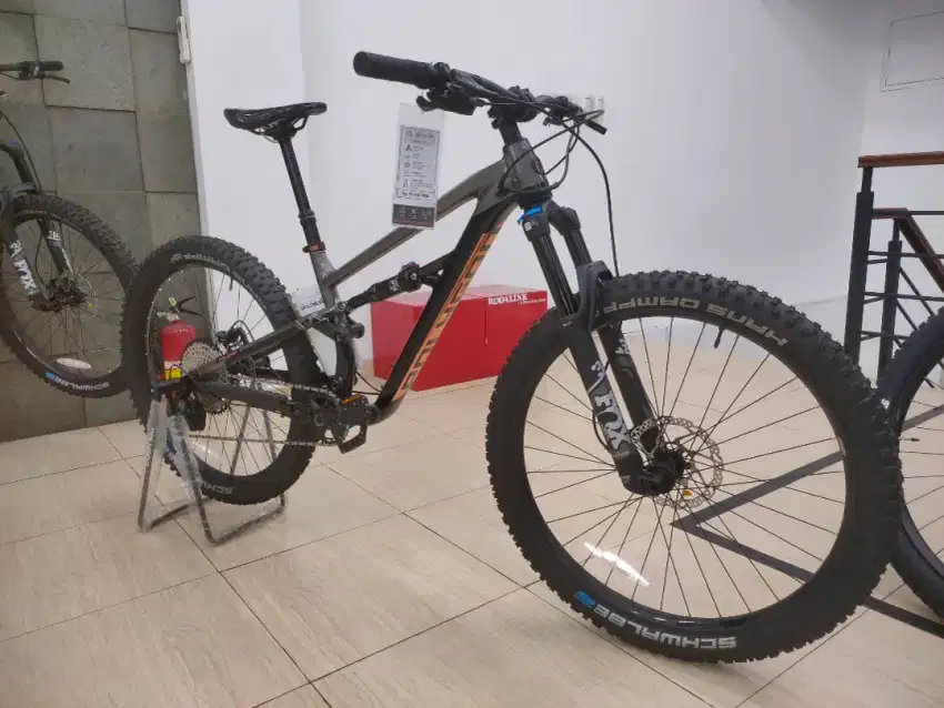 POLYGON SISKIU T8